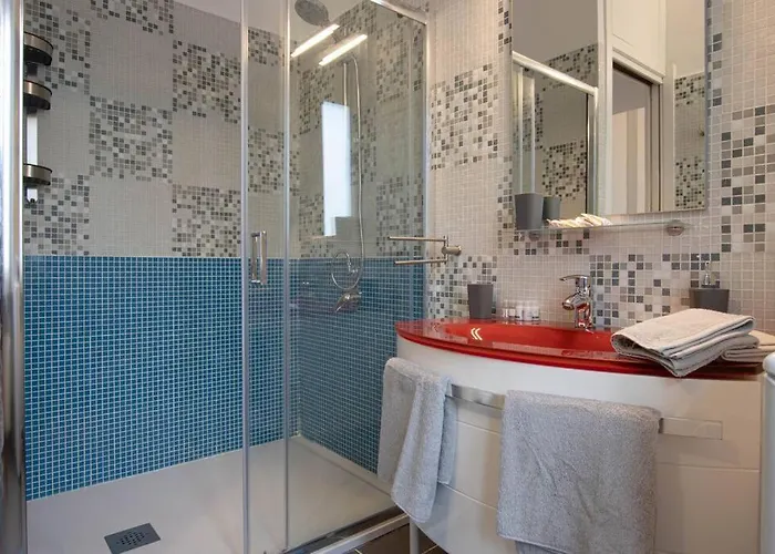 Burlo Garofalo Modern *wifi+netflix* *