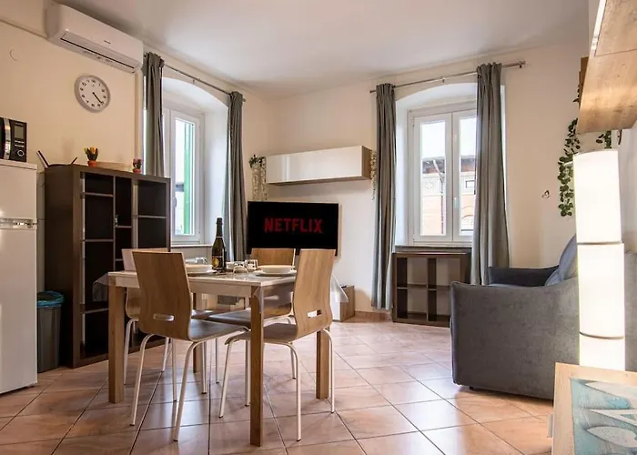 Burlo Garofalo Modern *wifi+netflix* Trieste
