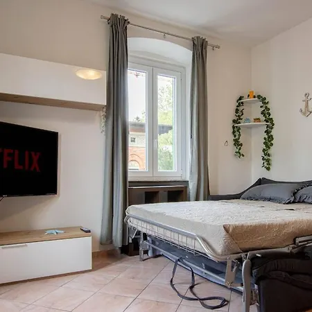 Burlo Garofalo Modern *wifi+netflix*