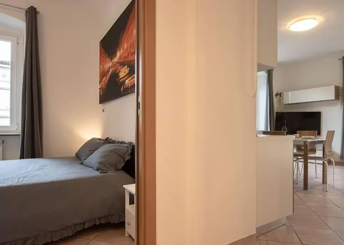 Burlo Garofalo Modern *wifi+netflix*